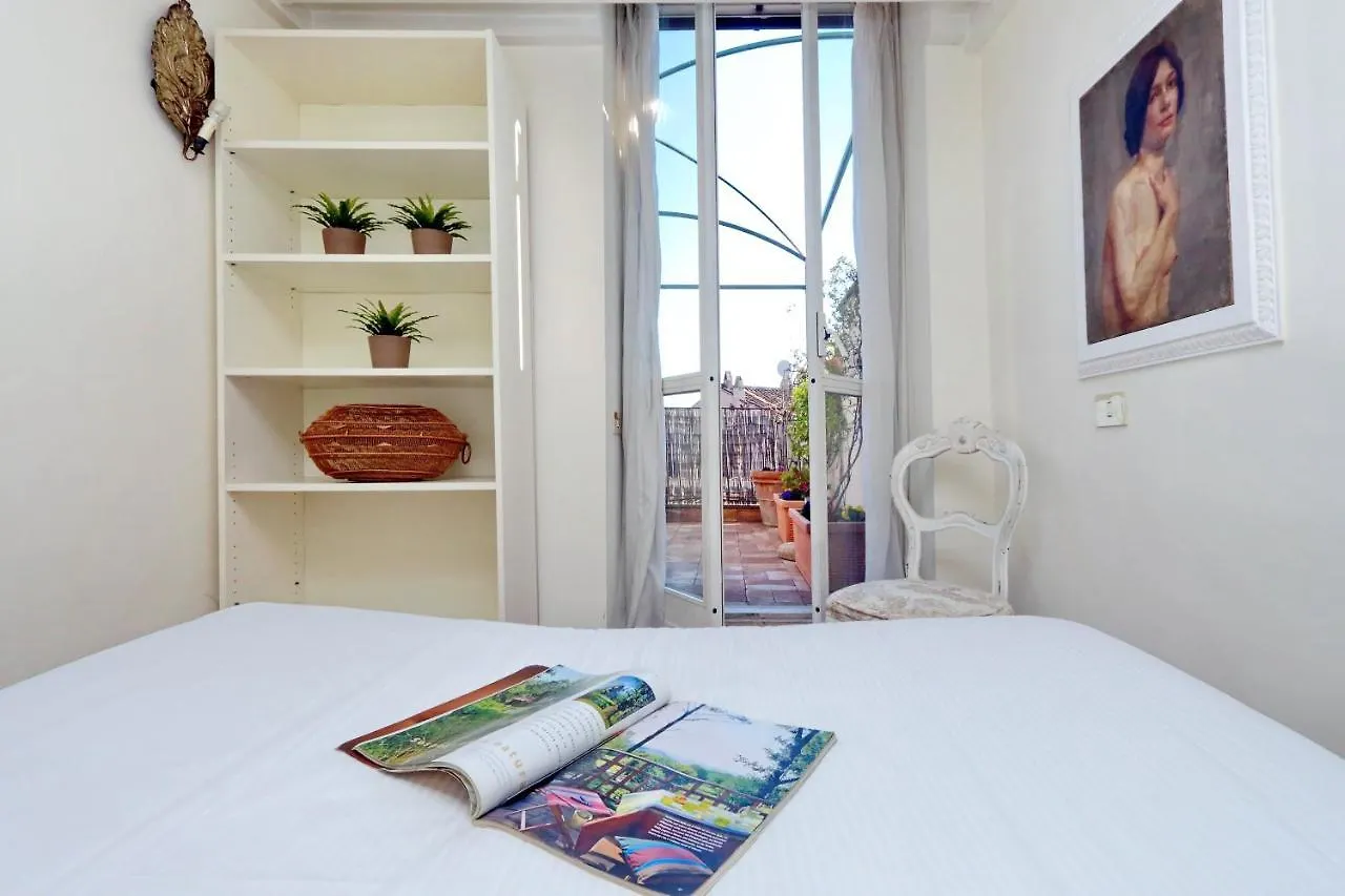 Romeasyoulike - Arancio Apartments N° 10 0*, Rome Italy